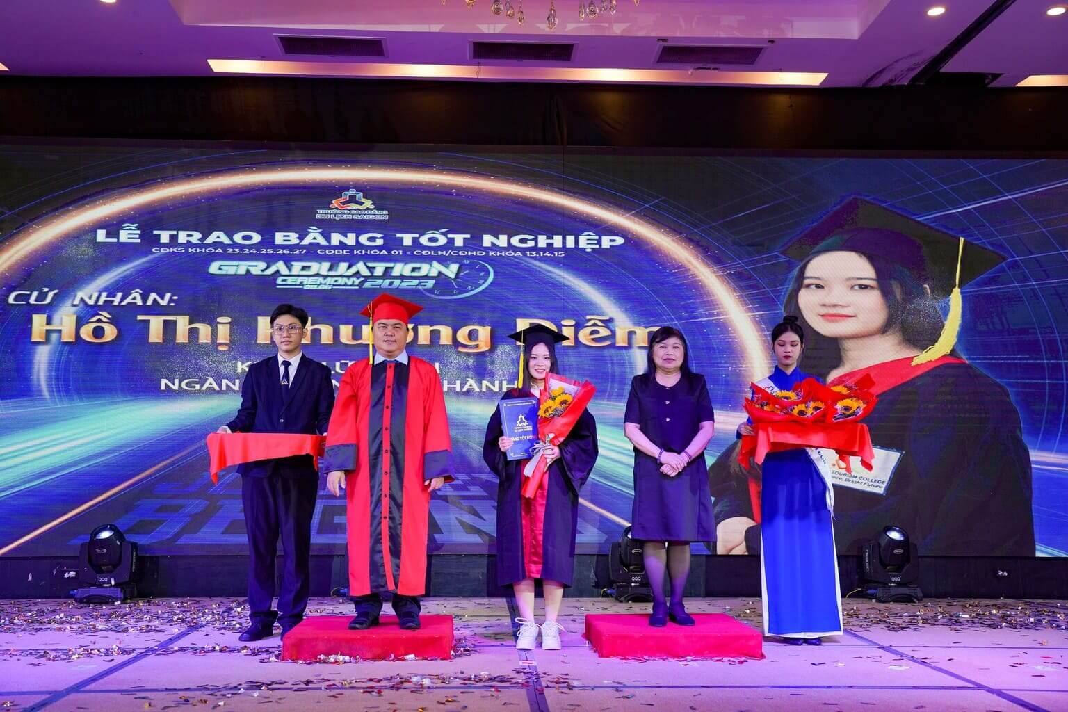 Lễ Trao bằng tốt nghiệp của trường Cao đẳng Du lịch Sài Gòn