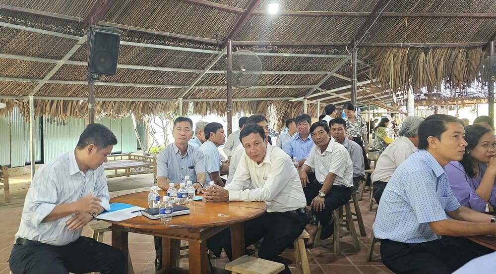 Các đại biểu tham gia hội thảo “Nông dân Bến Tre với du lịch sinh thái bền vững”