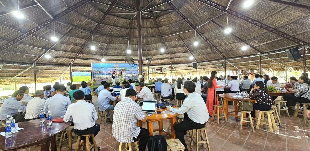 Toàn cảnh hội thảo “Nông dân Bến Tre với du lịch sinh thái bền vững”
