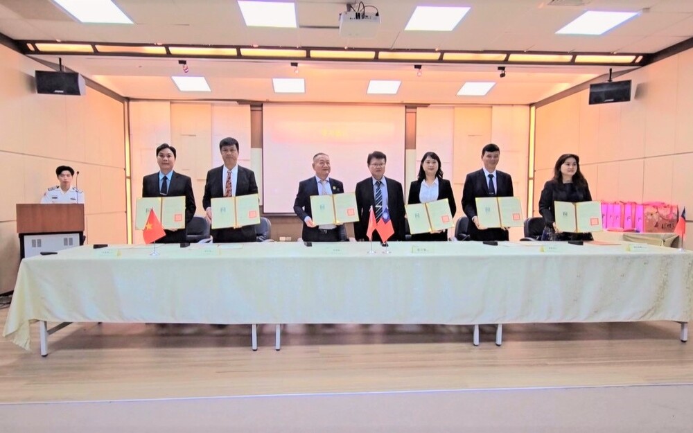 Trường Cao đẳng Du lịch Sài Gòn ký MOU với Học viện Kỹ thuật Nam Á - Đài Loan