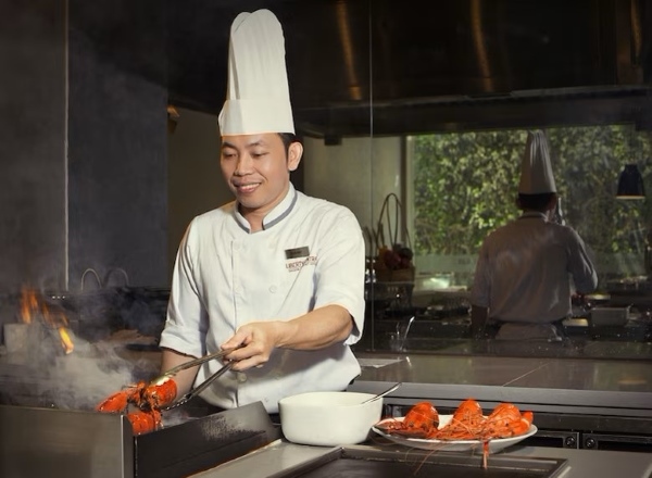 Demi Chef có cơ hội thăng tiến lên các vị trí cao hơn 