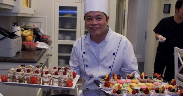 Pastry Chef là người đảm nhận vị trí Trưởng bếp bánh