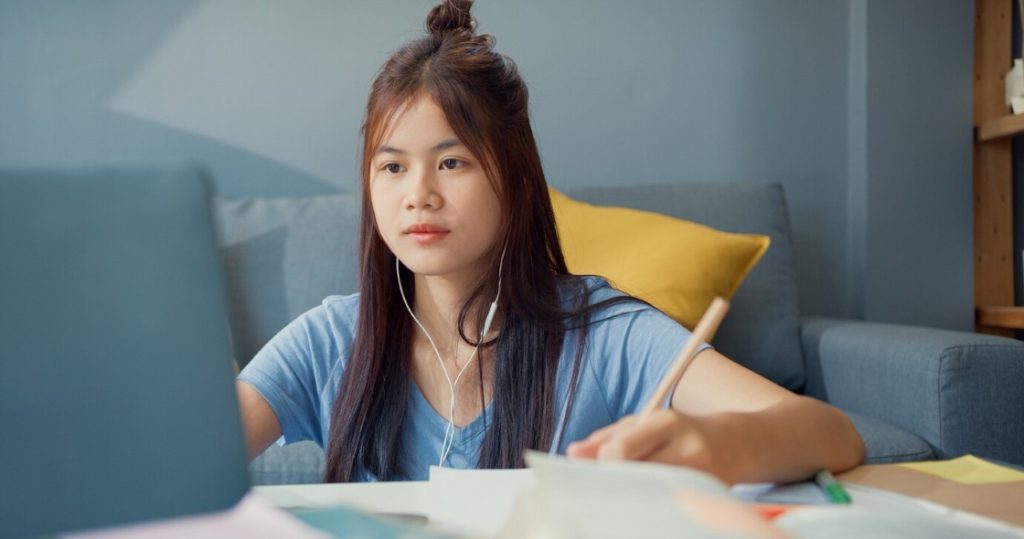 Hồ sơ nhập học cao đẳng