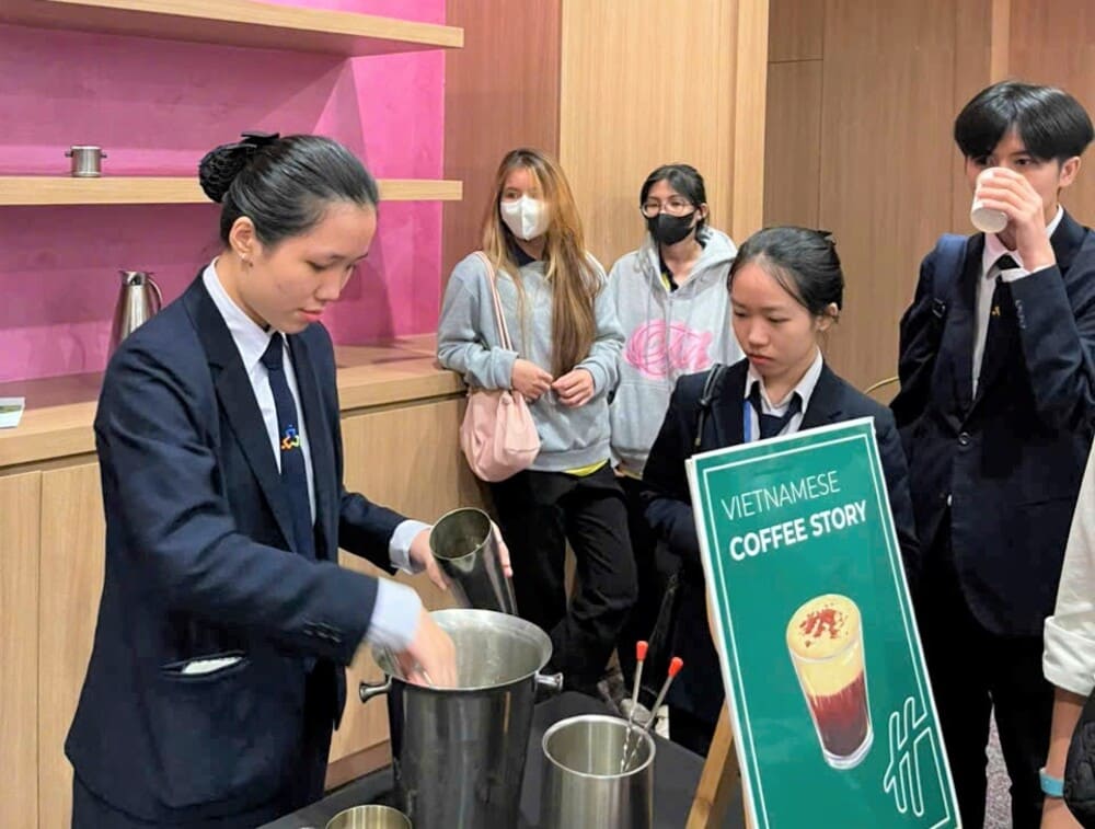 Sinh viên CĐ Du lịch Sài Gòn tham dự IHG Open Day 2025