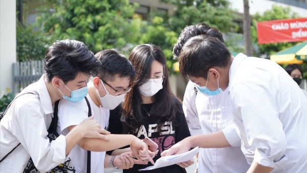 Thời điểm công bố điểm sàn giúp thí sinh xác định khả năng đủ điều kiện đăng ký xét tuyển các ngành học mong muốn