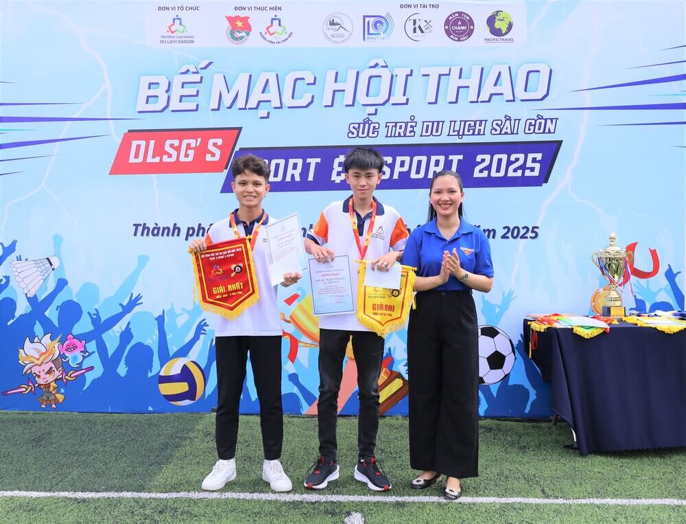 Sinh viên đạt giải môn Bida
