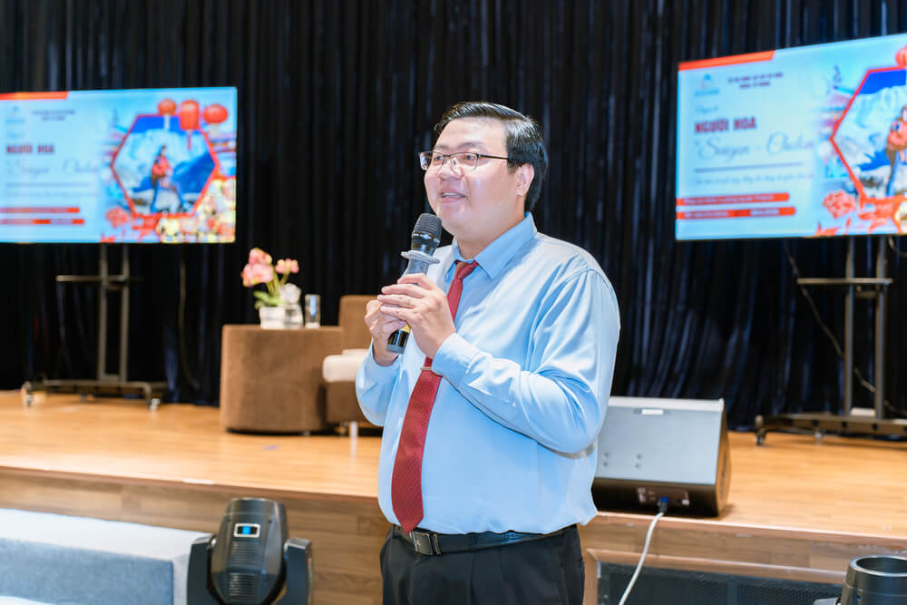 Giảng viên Phan Văn Thành