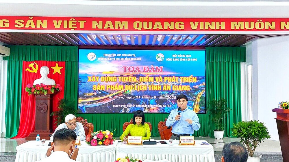 ThS. Phan Bửu Toàn – Phó Hiệu trưởng Trường Cao đẳng Du lịch Sài Gòn chia sẻ tham luận