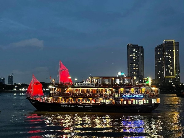 Một số lưu ý khi đi du thuyền sông Sài Gòn