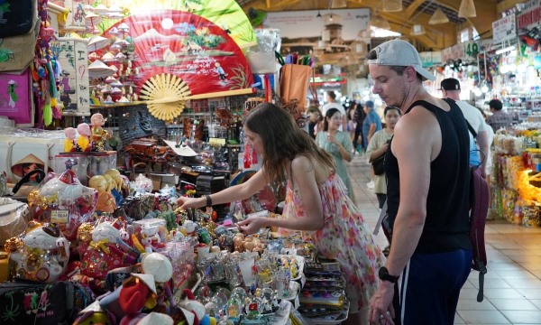 Một số lưu ý khi đi chợ đêm tại Sài Gòn