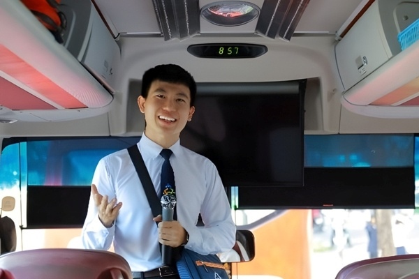 Giá trị du lịch truyền thống không đổi, tương tác trực tiếp với hướng dẫn viên và những câu chuyện kể bằng cả trái tim