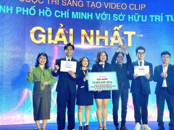 Sinh viên đến từ Khoa Lữ hành - Trường Cao đẳng Du lịch Sài Gòn đã xuất sắc giành được GIẢI NHẤT tại cuộc thi sáng tác Video Clip mang chủ đề Sinh viên TP. Hồ Chí Minh với Sở hữu trí tuệ