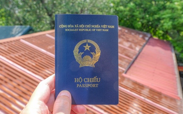 Hộ chiếu Việt Nam xếp thứ 89 trên toàn cầu với 50 điểm miễn thị thực, theo Henley Passport Index 2025 (cập nhật ngày 20/11/2025)