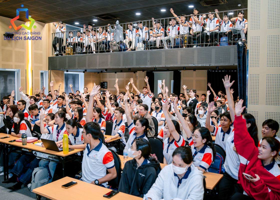 Sinh viên ngành du lịch cần học gì để vào làm tại các tập đoàn lớn