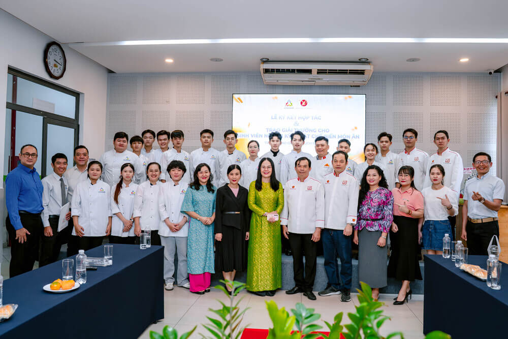 Tổng kết Lễ Ký Kết Hợp Tác Giữa Trường Cao Đẳng Du Lịch Sài Gòn & FBA Và Trao Thưởng Cuộc Thi Green Future Chef