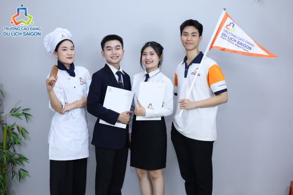 Học cao đẳng hoàn toàn giúp sinh viên nhanh chóng gia nhập thị trường lao động với chi phí và thời gian hợp lý