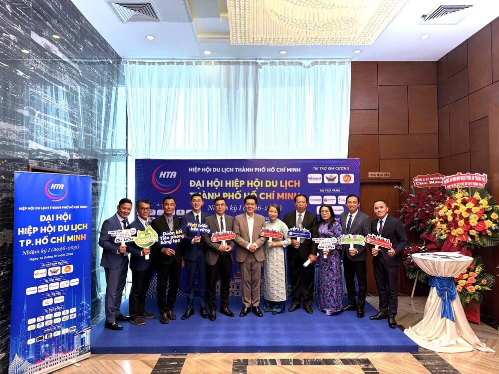 Chụp ảnh lưu niệm tại Đại hội Hiệp hội Du lịch TP.HCM nhiệm kỳ I (2026–2031)