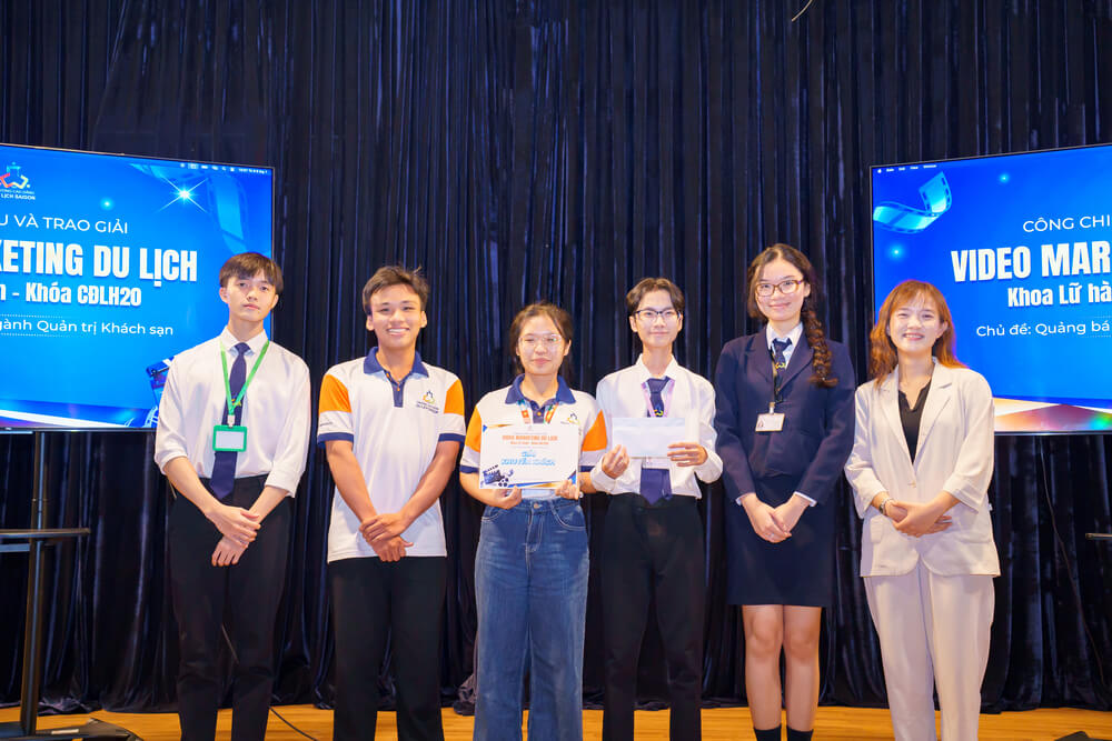 Giải khuyến khích 1