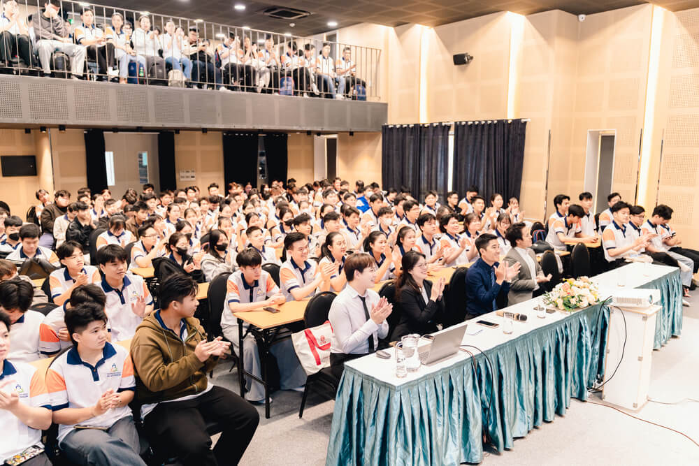 Toàn cảnh chuyên đề Hướng dẫn viết CV – Kỹ năng phỏng vấn cùng Khách sạn 5 sao Indigo Saigon The City by IHG