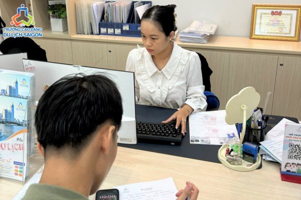 Theo dõi website và fanpage Trường Cao đẳng Du lịch Sài Gòn để cập nhật thời gian đăng ký bổ sung 2026 sớm nhất