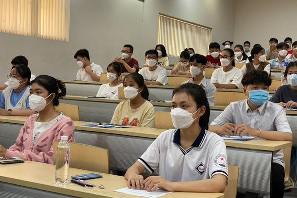 Cấu trúc đề thi đánh giá năng lực được triển khai với 3 phần thi chính