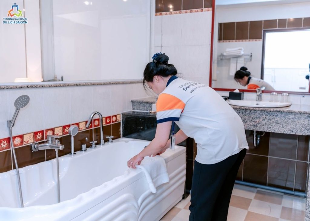 Tình huống khách sạn dành cho nhân viên buồng​