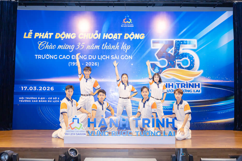 Tiết mục văn nghệ tại Lễ phát động chuỗi hoạt động chào mừng 35 năm thành lập Nhà trường (1991 – 2026)