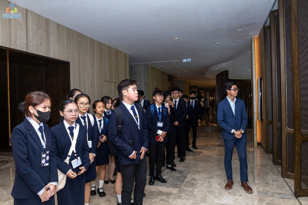 Trường Cao đẳng Du lịch Sài Gòn áp dụng chương trình Swiss EHT đào tạo chuẩn quốc tế