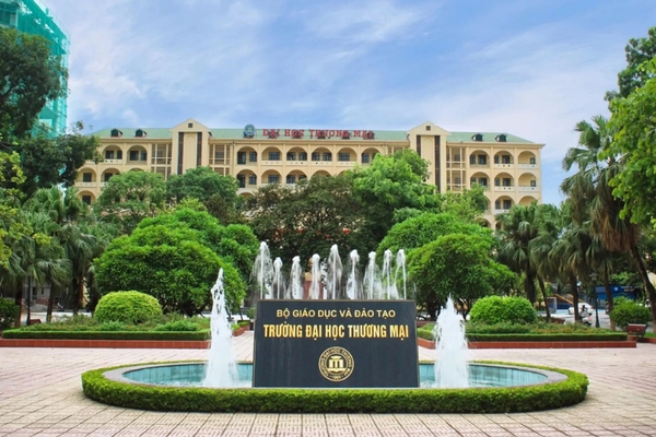 Đại học Thương mại xây dựng chương trình đào tạo cân bằng giữa lý thuyết và thực hành