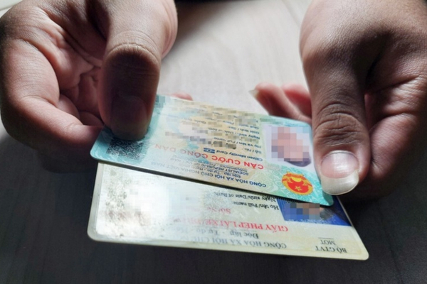 Kiểm tra giấy tờ tùy thân trước khi đăng ký dự thi đánh giá năng lực 2026