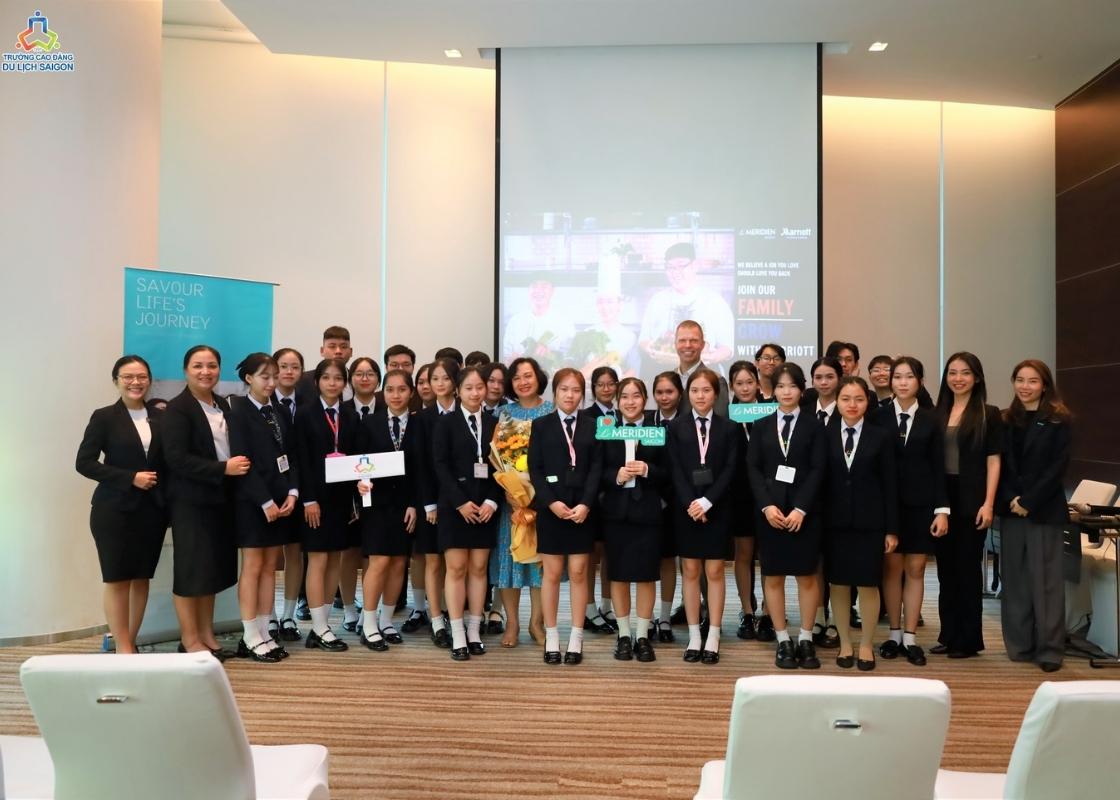 Bằng quản trị khách sạn có giá trị ra sao