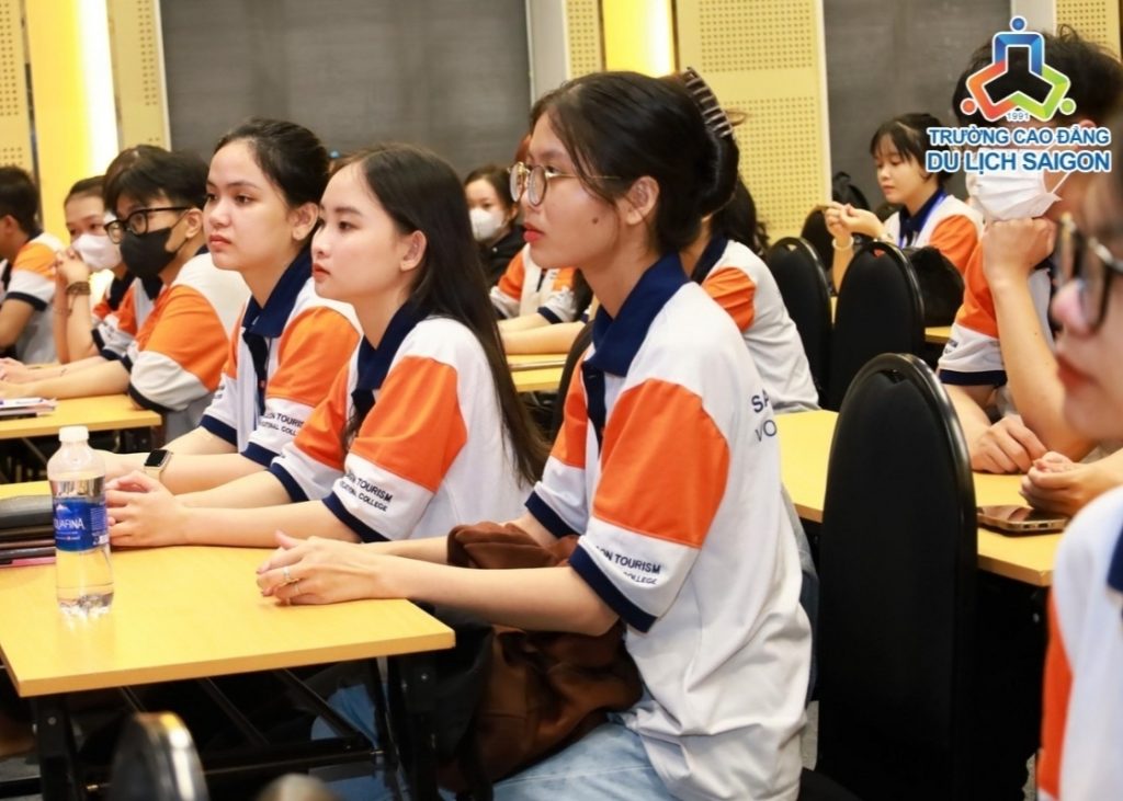 Các trường xét học bạ ngành Quản trị khách sạn