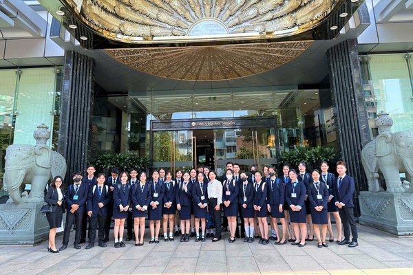 Ngành Quản trị Khách sạn với cơ hội việc làm và mức lương cạnh tranh