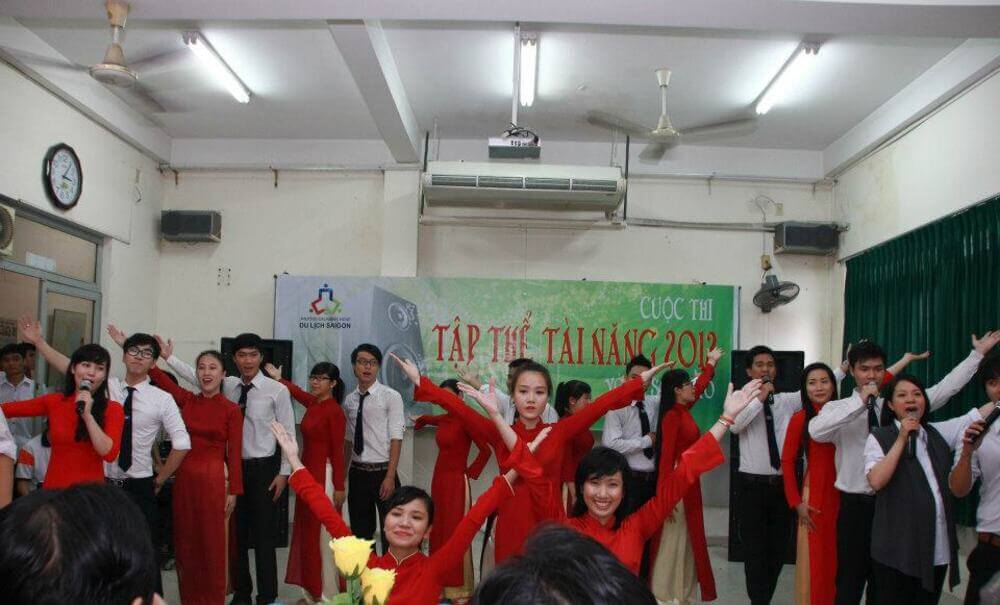 9714_559159164100261_734283996_n