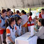 Sinh viên tham gia phỏng vấn tại Sàn Giao dịch việc làm 2026