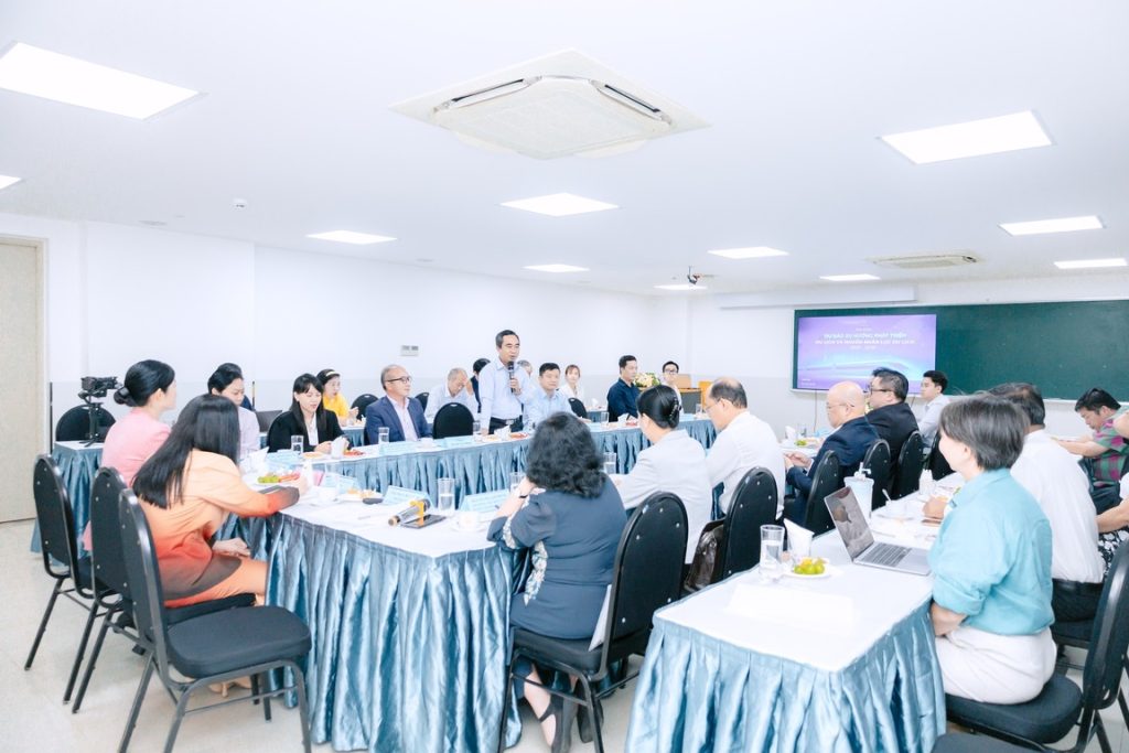 Tọa đàm “Dự báo xu hướng phát triển Du lịch và nguồn nhân lực Du lịch 2025–2030”