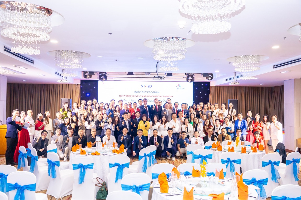 Sự kiện Kết nối cộng đồng và trao chứng nhận chương trình đào tạo Quản trị Du lịch và Khách sạn Swiss EHT