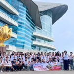 Sinh viên checkin Quảng trường Tử Kinh