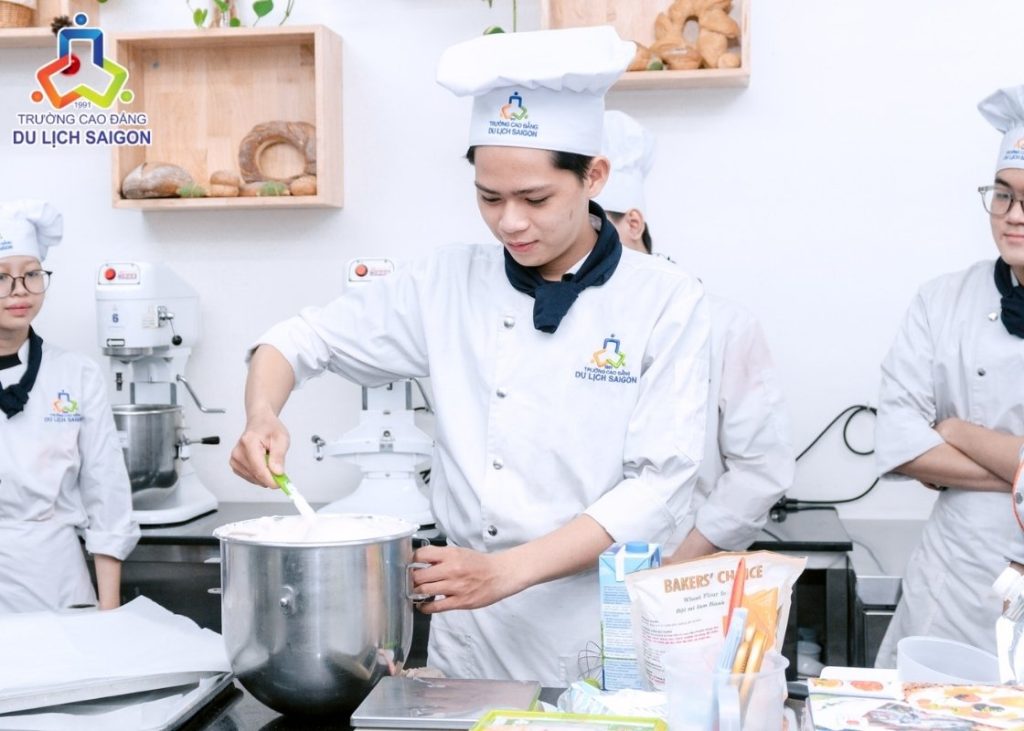 Nghề bếp tại Việt Nam