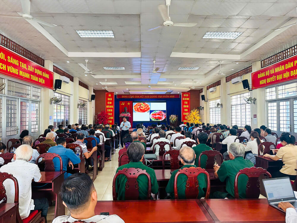 Toàn cảnh Hội nghị tập huấn liên kết phát triển du lịch cộng đồng, du lịch sinh thái địa phương năm 2026