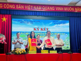 Trường Cao đẳng Du lịch Sài Gòn ký kết hợp tác phát triển du lịch với UBND phường Bến Tre