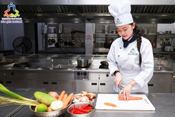Nhu cầu tuyển dụng đầu bếp cao tại nhà hàng khách sạn Việt Nam