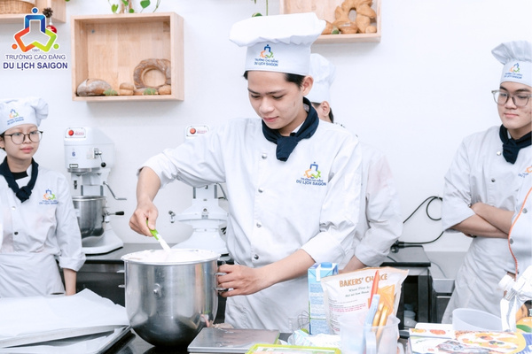 Nghề Bếp là lựa chọn nghề nghiệp ổn định, sáng tạo và giàu tiềm năng