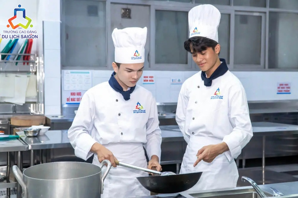 Những kỹ năng thiết yếu giúp người học tự tin bước vào nghề bếp chuyên nghiệp