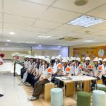 Sinh viên được hướng dẫn khi tham quan nhà máy Ajinomoto Long Thành