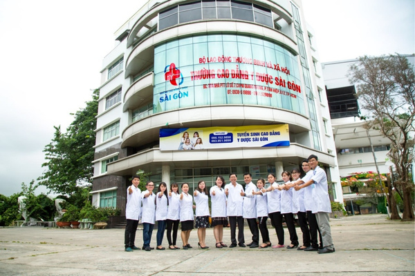 Cao đẳng Y Dược Sài Gòn giảm học phí năm đầu cho sinh viên ngành điều dưỡng, dược, hộ sinh