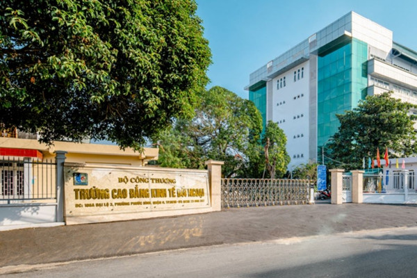 Trường Cao đẳng Kinh tế đối ngoại đào tạo đa ngành về kinh tế, thương mại điện tử