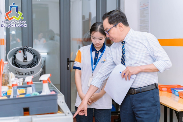 Học Du lịch hệ cao đẳng là lựa chọn tốt cho những ai muốn đi làm sớm