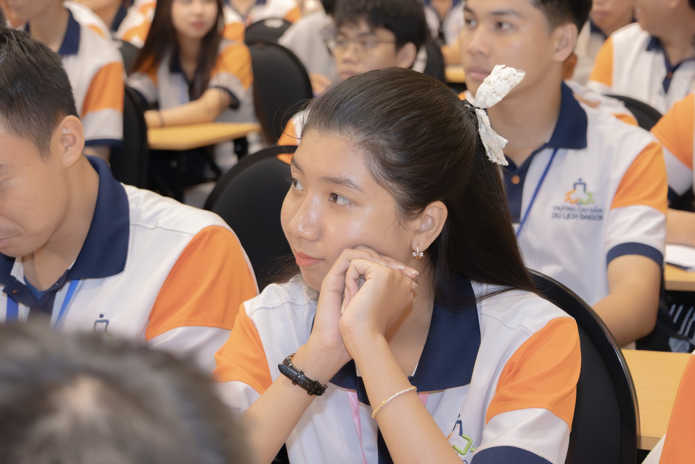 chuyên đề "Tư vấn, Chào bán và Đấu thầu Tour khách đoàn"