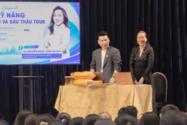 chuyên đề "Tư vấn, Chào bán và Đấu thầu Tour khách đoàn"